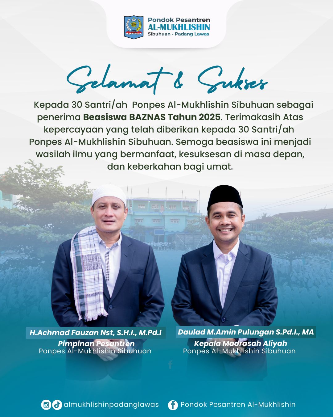 kanan - 30 santri/ah Ponpes Al-Mukhlishin Sibuhuan sebagai penerima Beasiswa BAZNAS Tahun 2025